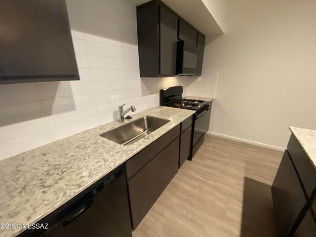 1838 S Poetry Lane, Tucson, AZ 85711