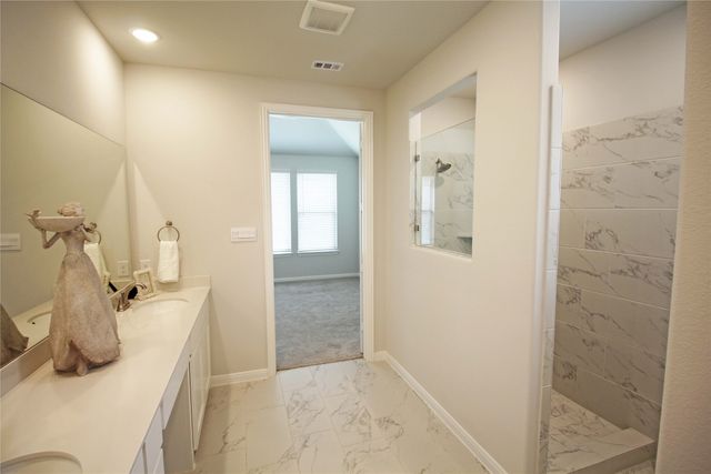 1431 Golden Meadow Drive, Van Alstyne, TX 75495