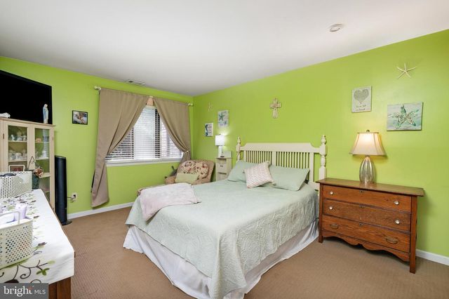 413 WOOD MILL DR, East Windsor, NJ 08512
