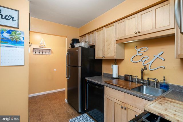 413 WOOD MILL DR, East Windsor, NJ 08512