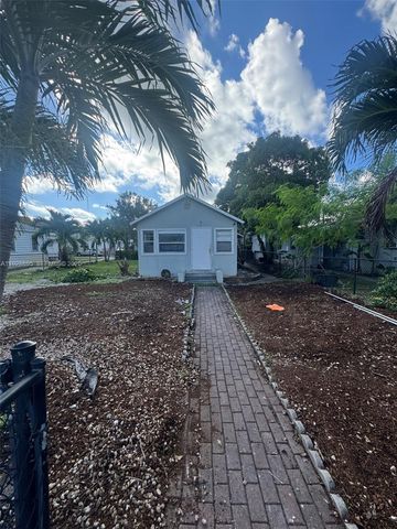 611 S 24th Ave 1-7, Hollywood, FL 33020