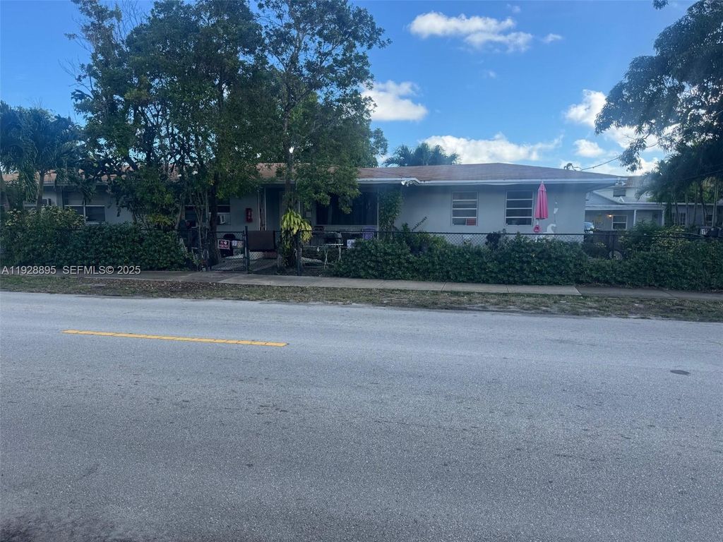 611 S 24th Ave 1-7, Hollywood, FL 33020