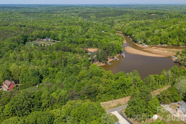 1725 Bay Head Court, Catawba, NC 28609