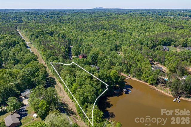 1725 Bay Head Court, Catawba, NC 28609