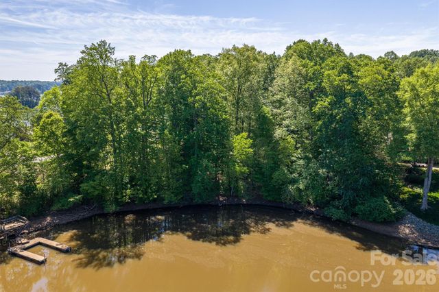 1725 Bay Head Court, Catawba, NC 28609