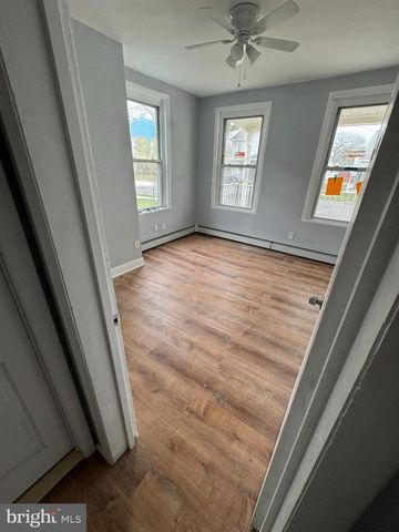 509 LAUREL ST, Beverly, NJ 08010