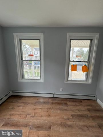 509 LAUREL ST, Beverly, NJ 08010