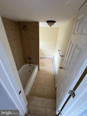 509 LAUREL ST, Beverly, NJ 08010