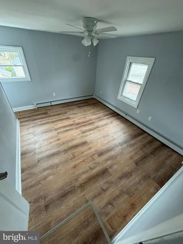 509 LAUREL ST, Beverly, NJ 08010