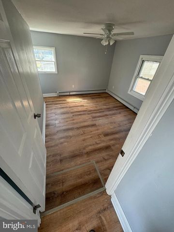 509 LAUREL ST, Beverly, NJ 08010