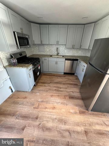 509 LAUREL ST, Beverly, NJ 08010