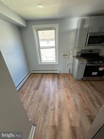 509 LAUREL ST, Beverly, NJ 08010