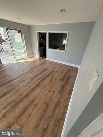 509 LAUREL ST, Beverly, NJ 08010