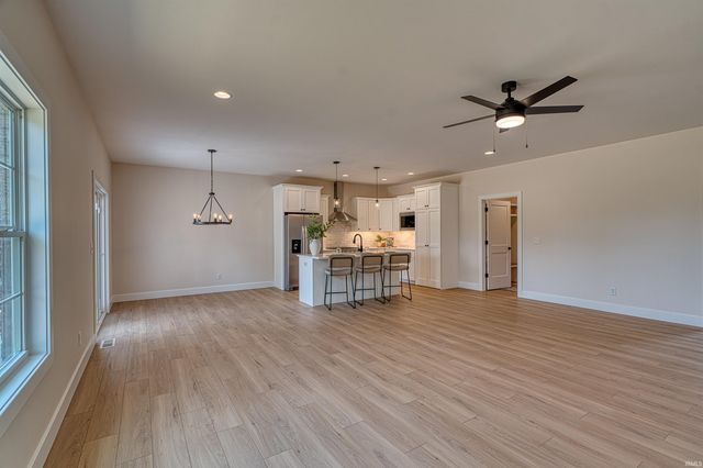 3240 Heseman Avenue, Evansville, IN 47725