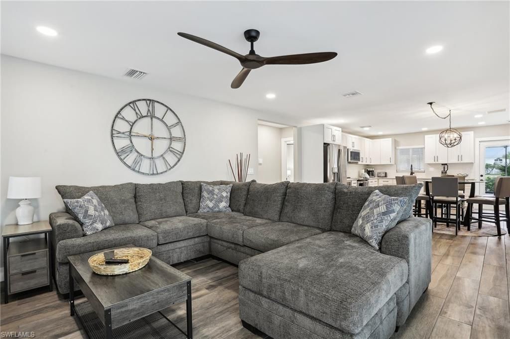 267 Flamingo ST, FORT MYERS BEACH, FL 33931 — photo 4