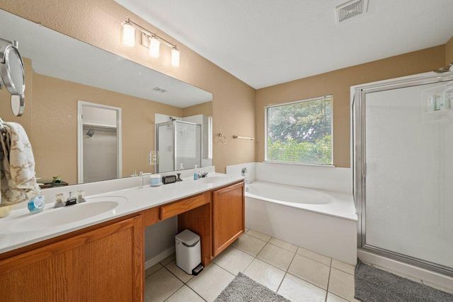 1028 Downridge DR, Leander, TX 78641