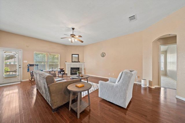 1028 Downridge DR, Leander, TX 78641