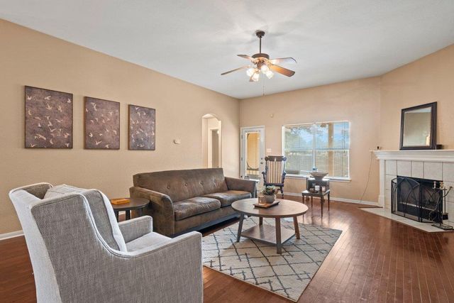 1028 Downridge DR, Leander, TX 78641