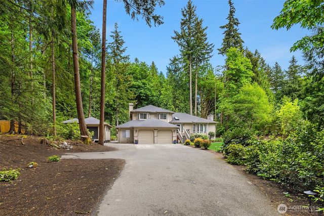 9244 215th Avenue NE, Redmond, WA 98053