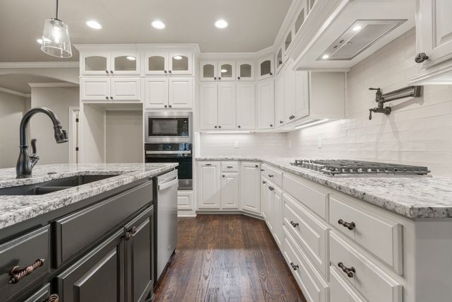 14504 E 80th Street North, Owasso, OK 74055