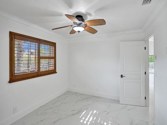 762 Crescent Way, Weston, FL 33326