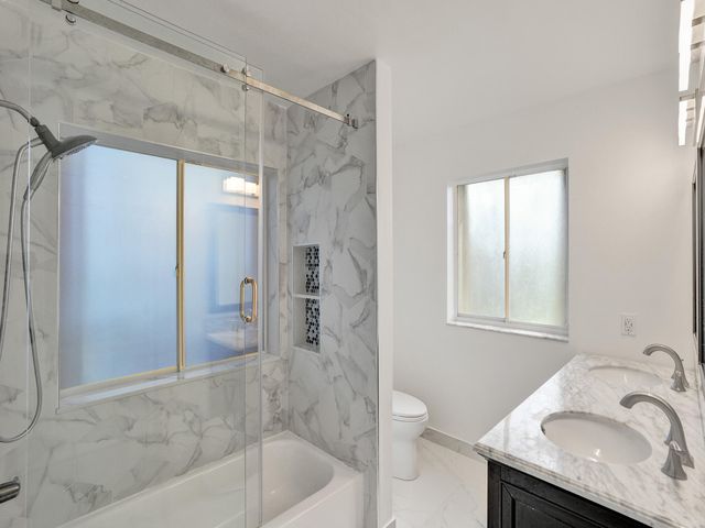 762 Crescent Way, Weston, FL 33326