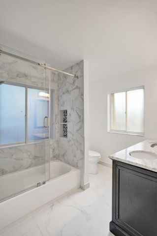 762 Crescent Way, Weston, FL 33326