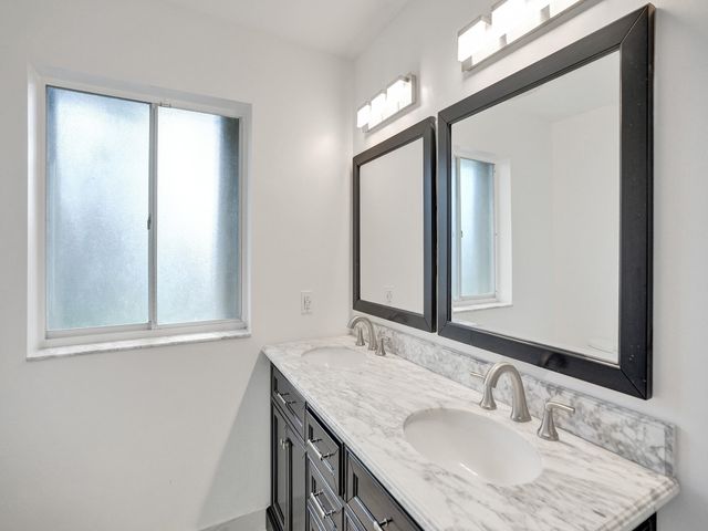 762 Crescent Way, Weston, FL 33326