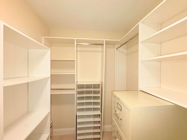 3138 Via Poinciana 306, Lake Worth, FL 33467