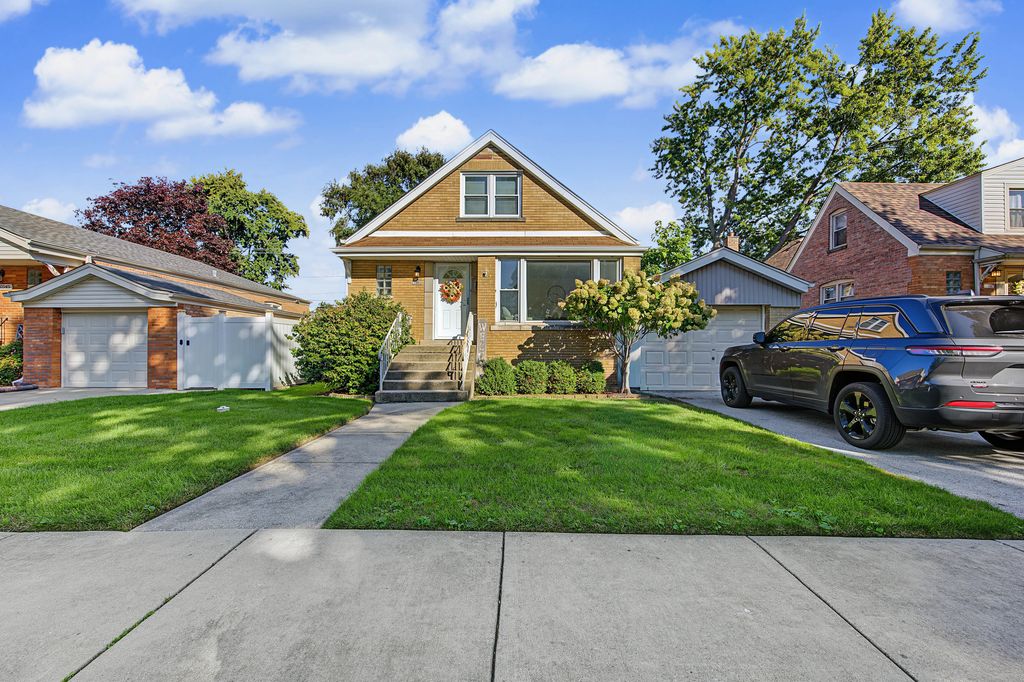 11003 S Tripp Avenue, Oak Lawn, IL 60453 — exterior