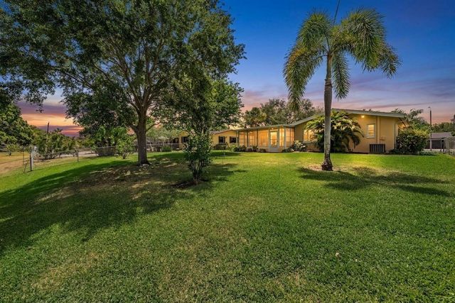 2424 FAIRBANKS DRIVE, Clearwater, FL 33764