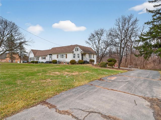 9478 West Ridge Road, Clarkson, NY 14420