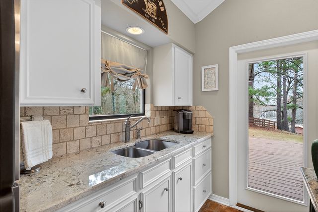 504 Moore Road, Elm Grove, LA 71051