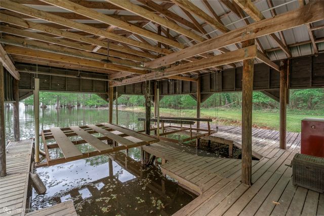 504 Moore Road, Elm Grove, LA 71051