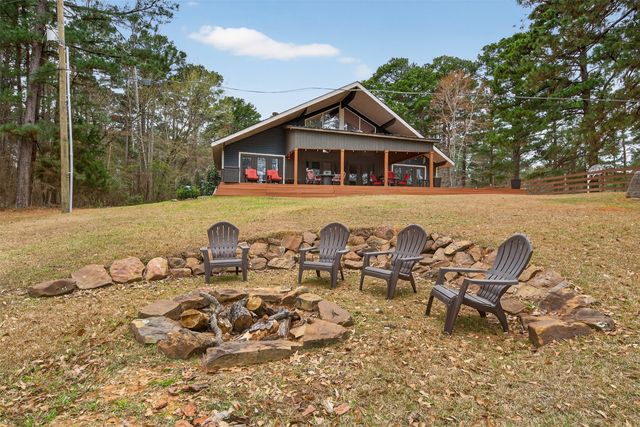 504 Moore Road, Elm Grove, LA 71051