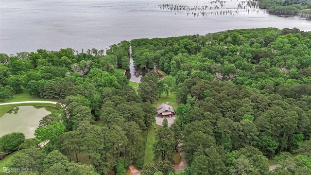 504 Moore Road, Elm Grove, LA 71051