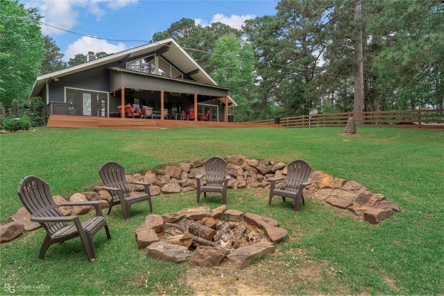 504 Moore Road, Elm Grove, LA 71051