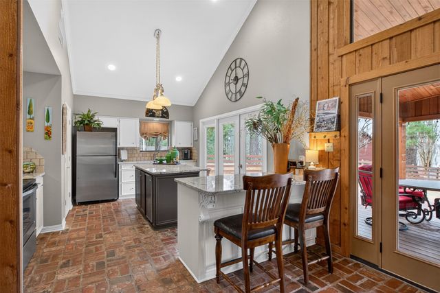 504 Moore Road, Elm Grove, LA 71051