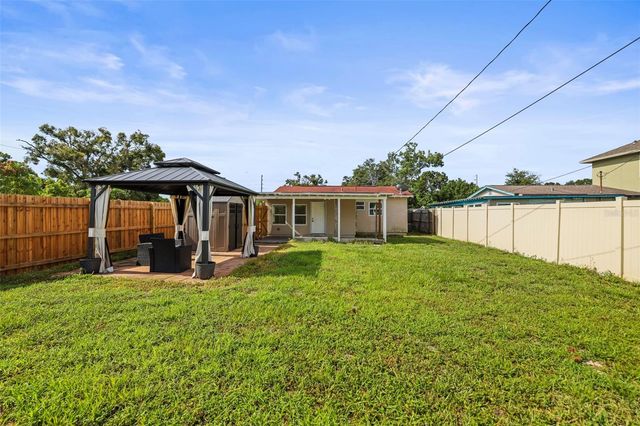 2601 16TH AVENUE N, St Petersburg, FL 33713
