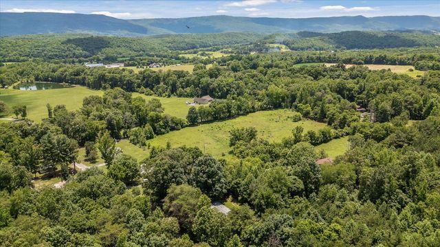 715 Lusk Loop Road, Dunlap, TN 37327