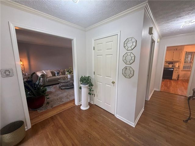 2965 Riverbend Drive, Snellville, GA 30078