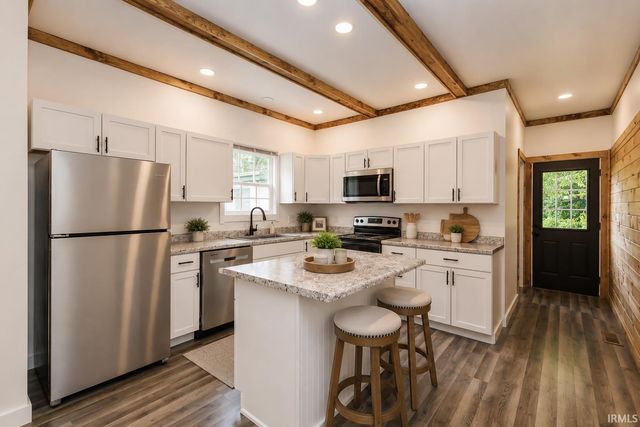 1540 S Woodruff Drive, Muncie, IN 47304