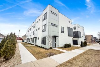 944 Beloit Avenue 4, Forest Park, IL 60130