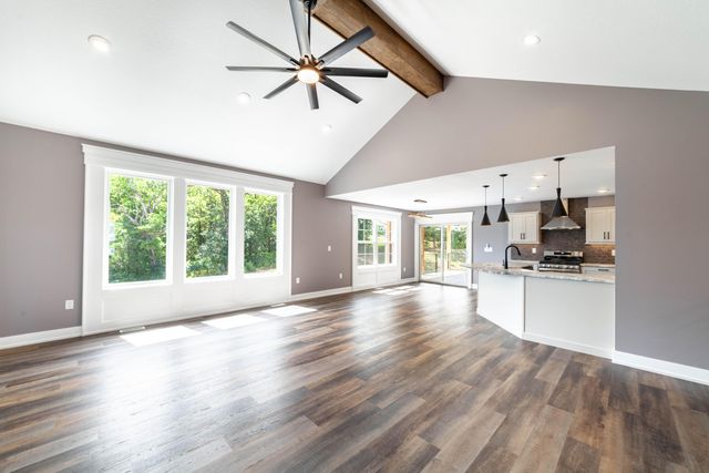 2322 PRIDE MOUNTAIN DR, Columbia, MO 65201