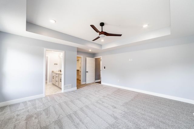 2322 PRIDE MOUNTAIN DR, Columbia, MO 65201