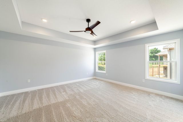 2322 PRIDE MOUNTAIN DR, Columbia, MO 65201