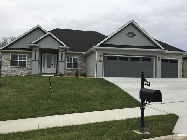 2322 PRIDE MOUNTAIN DR, Columbia, MO 65201