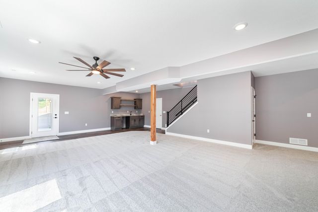 2322 PRIDE MOUNTAIN DR, Columbia, MO 65201