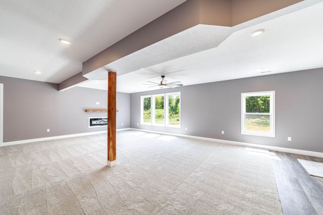 2322 PRIDE MOUNTAIN DR, Columbia, MO 65201