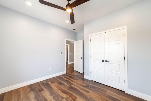 2322 PRIDE MOUNTAIN DR, Columbia, MO 65201